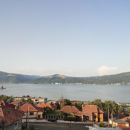 Casa Rebeca Hotel Orsova Kültér fotó