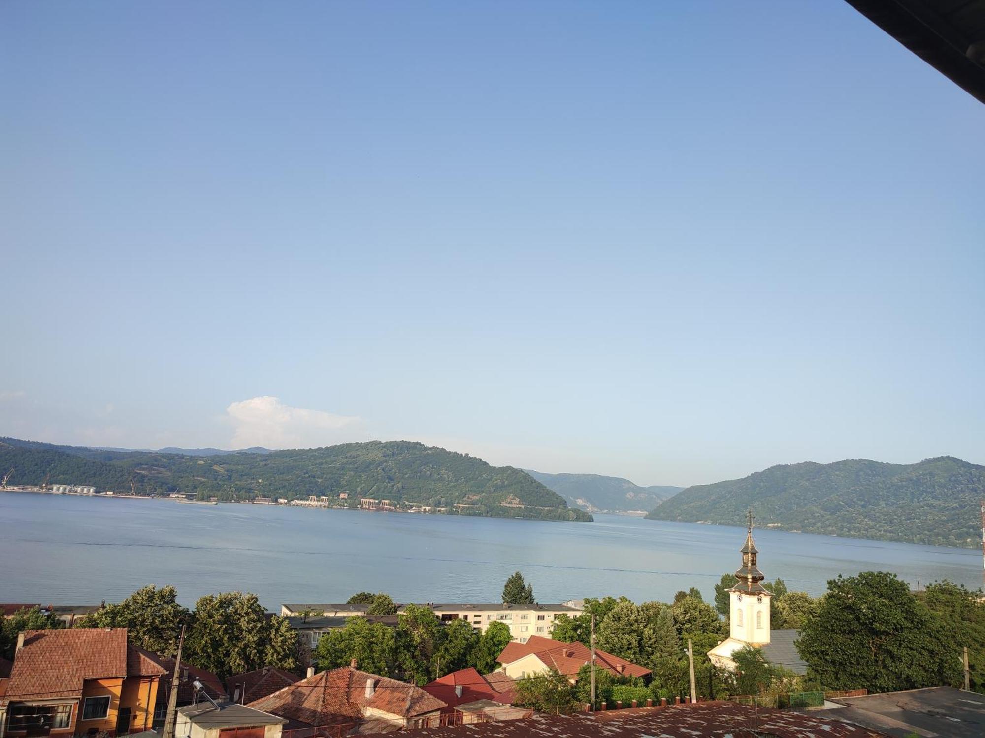 Casa Rebeca Hotel Orsova Kültér fotó