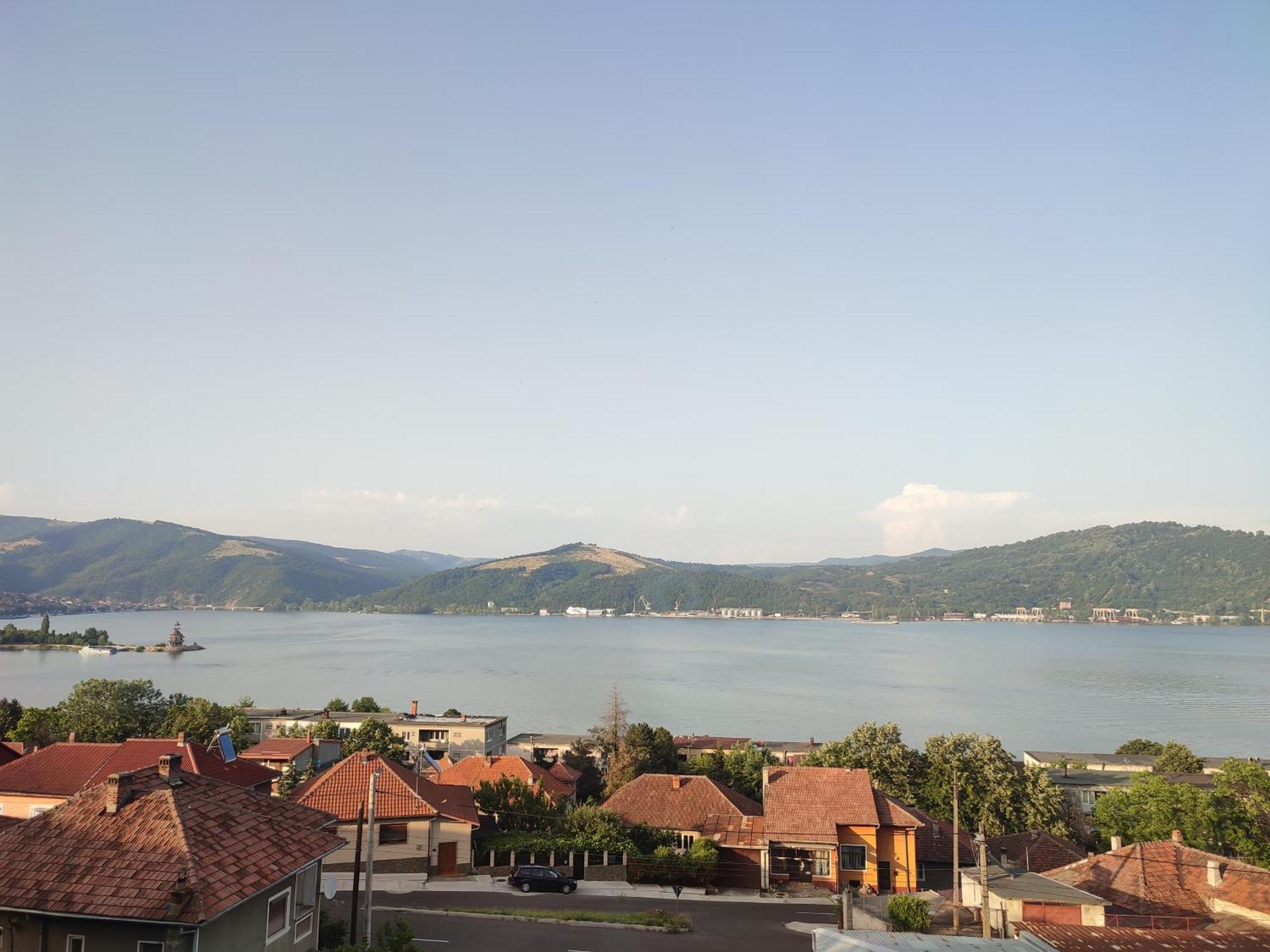 Casa Rebeca Hotel Orsova Kültér fotó